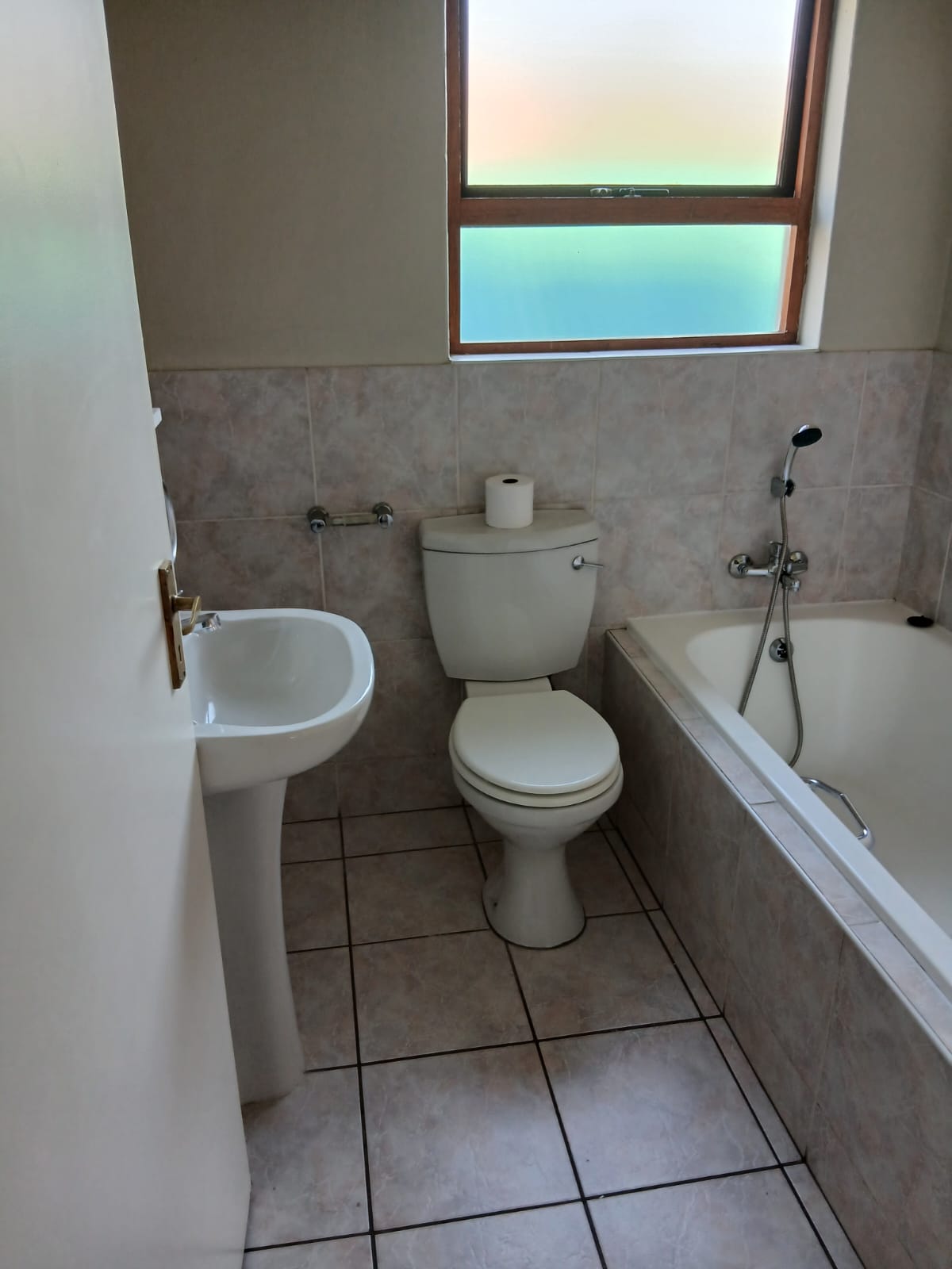 Illustrative image: modern bathroom